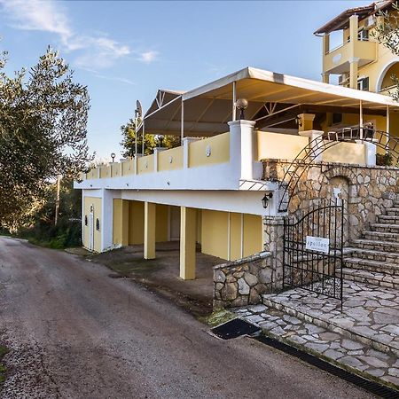 Apollon Apartments Kassiopi Exterior photo