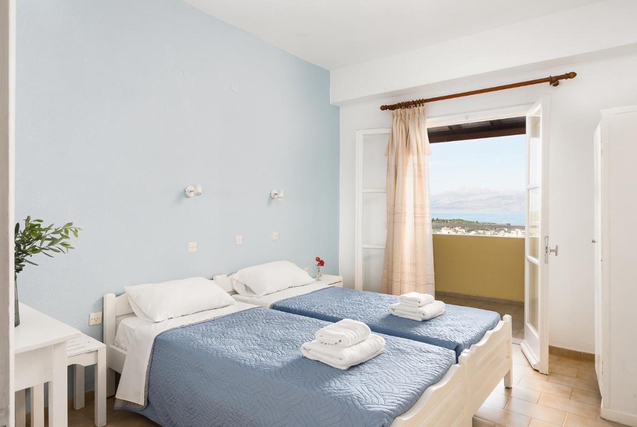Apollon Apartments Kassiopi Exterior photo